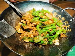 -费大厨辣椒炒肉(万家丽一店)