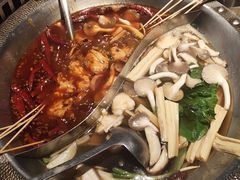 -辣伍鲜毛肚老火锅(元一店)