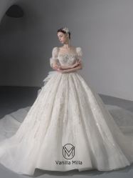 点击看大图 -Renee芮亦婚纱