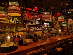 -城墙外BAR