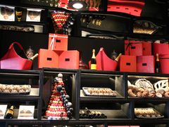 -Salon de The de Joel Robuchon(外滩18号店)