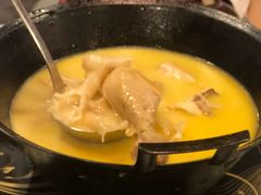 -鲜入围煮花胶鸡海鲜火锅
