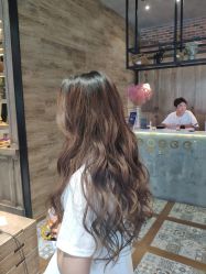 -QZHAIR SALON