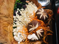 -东椰·海南椰子鸡火锅(朝阳门店)