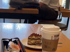 -星巴克(长沙友阿奥特莱斯店)