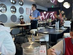 -必胜客(八一店)