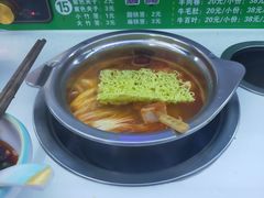 -轩于鲜旋转小火锅(沪闵公路店)