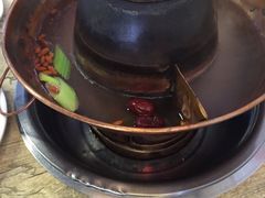 -楼外楼大刀肉传统火锅居(幸福街店)