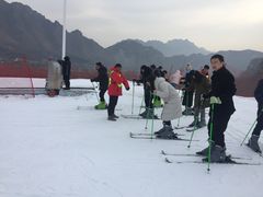 -荣盛康旅野三坡滑雪场