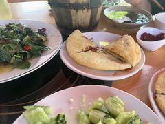 -大众跷脚牛肉馆·非遗传承单位(峨眉山店)