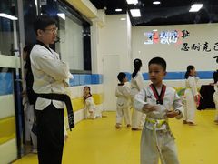 -浛道跆拳道·拳击·体适能