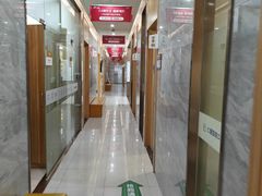 -上海仁爱医院口腔科 · 种植