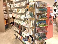 -诚品(信义店)