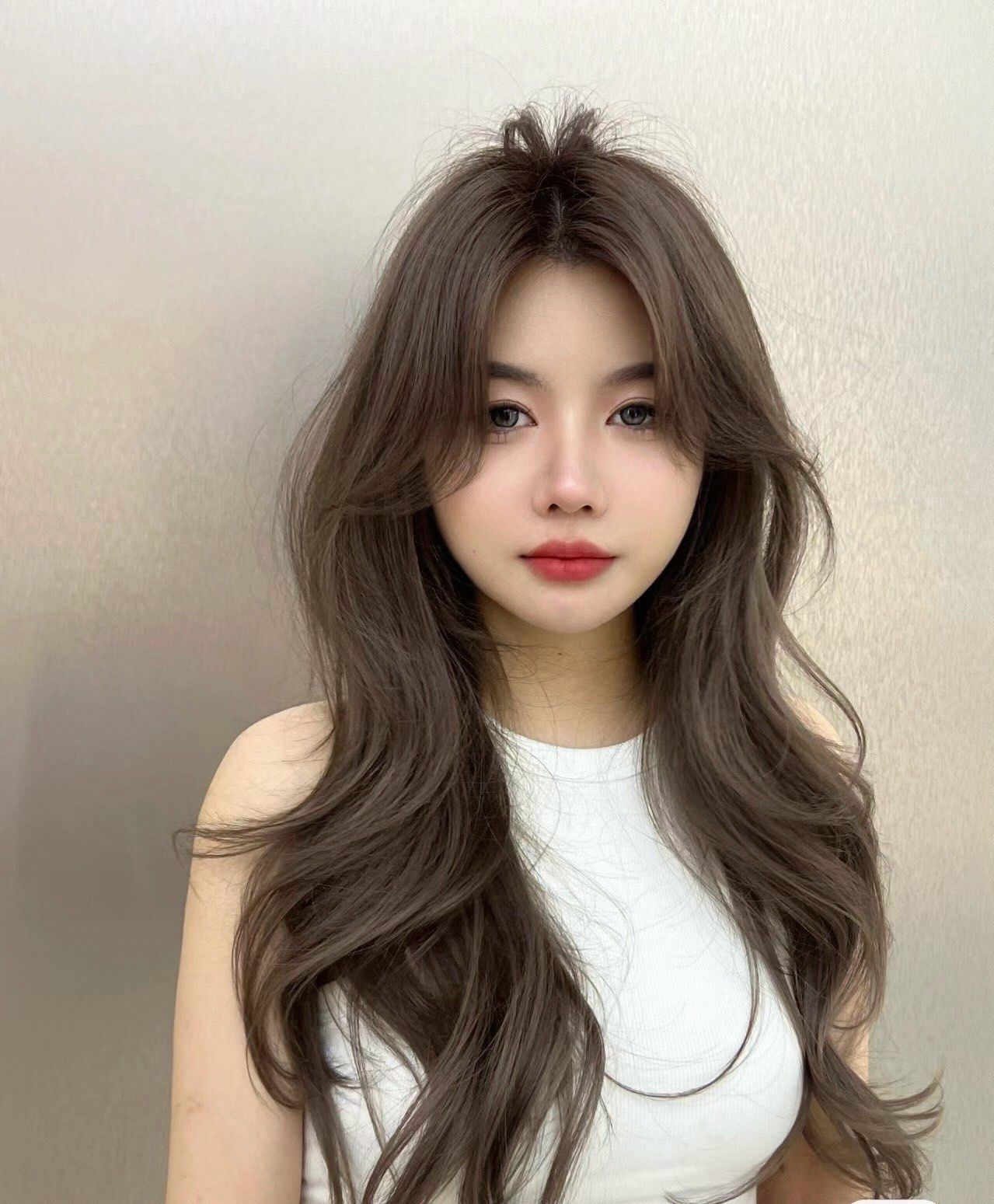 女生造型加八字刘海很修饰脸型的发型推荐推