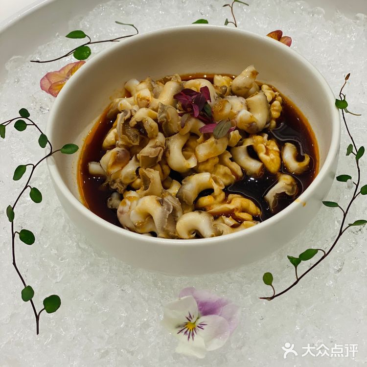上海探店｜久违的堂食和姐妹聚餐吃成胖子都ok