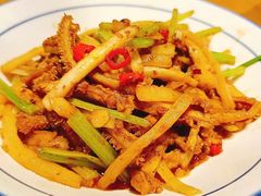 -寻钵记民菜馆·正宗常德钵子菜(滨湖路店)