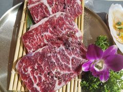 -围炉肉舍•炭烤活鳗•丹东海鲜烤肉(步行街店)