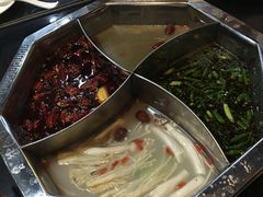 -重庆德庄火锅(体育中心店)
