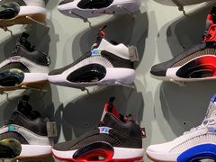 -Air Jordan(世贸天阶店)