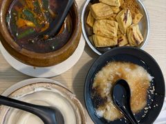 鲜奶米哺-云平风味园(护国路店)