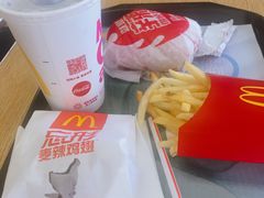 -麦当劳(新城市广场店)