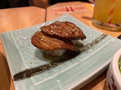 火炙秘制鹅肝寿司-沼津港渔市(宏伊国际广场店)