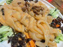 肉丝拉皮-红尘酒肉小馆