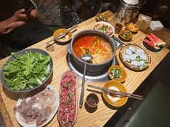 -贵厨酸汤牛肉(花果园国际中心店)