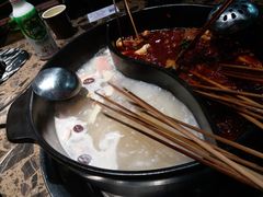 鸳鸯锅-ZDS巴蜀撸串串香