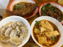 -老三样·美食研究中心(世贸路店)