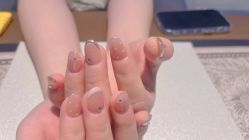 -花系美·美甲美睫精品店