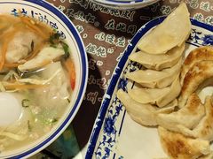 -长人馄饨铺(解放街店)
