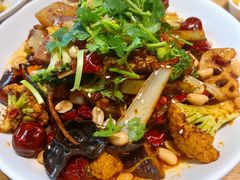 素麻辣香锅-朵朵开素食餐厅(后宰门街店)