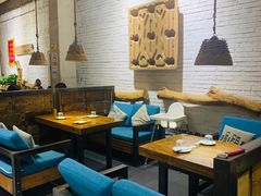 -苹果树下艺术餐厅(宋庄店)