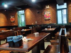 大堂-新疆烧烤王(广灵店)