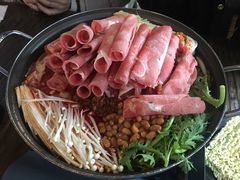 部队锅-MI WU FACTORY米屋美食工厂餐厅(绿地店)