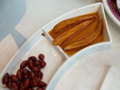 餐前小食-炆艺乳鸽·煲仔饭大排档(望京来广营店)