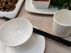 -一栋洋楼云南菜馆