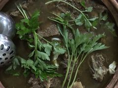 -银同牦牛肉火锅