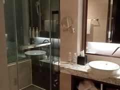 -上海龙之梦万丽酒店