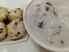 皮蛋瘦肉粥-咬不得高祖生煎·简餐(高银街店)