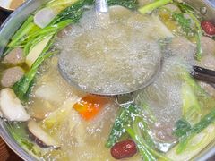 -乡土黄·鲜牛肉火锅·小龙虾(兴业街店)