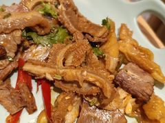 -牛吃草牛杂面(天一店)