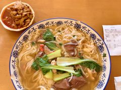 -邱芳粉店(迎宾大道旗舰店)