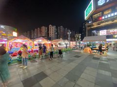 -江燕路万科里
