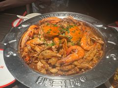 -胖哥俩肉蟹煲(华贸店)
