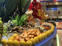 -广州万富希尔顿酒店·感趣自助餐厅·金秋蟹宴生蚝海鲜刺身烧烤