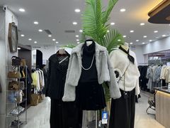 -王府井百货(中州中路店)