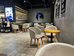 大堂-瑞幸咖啡(新世界中心店)