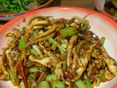 -老三样·美食研究中心(世贸路店)